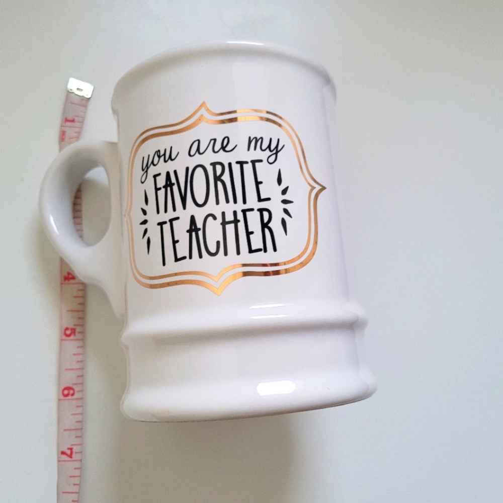 Francesca's Favorite Teacher Mug white and gold - Picture 2 of 5